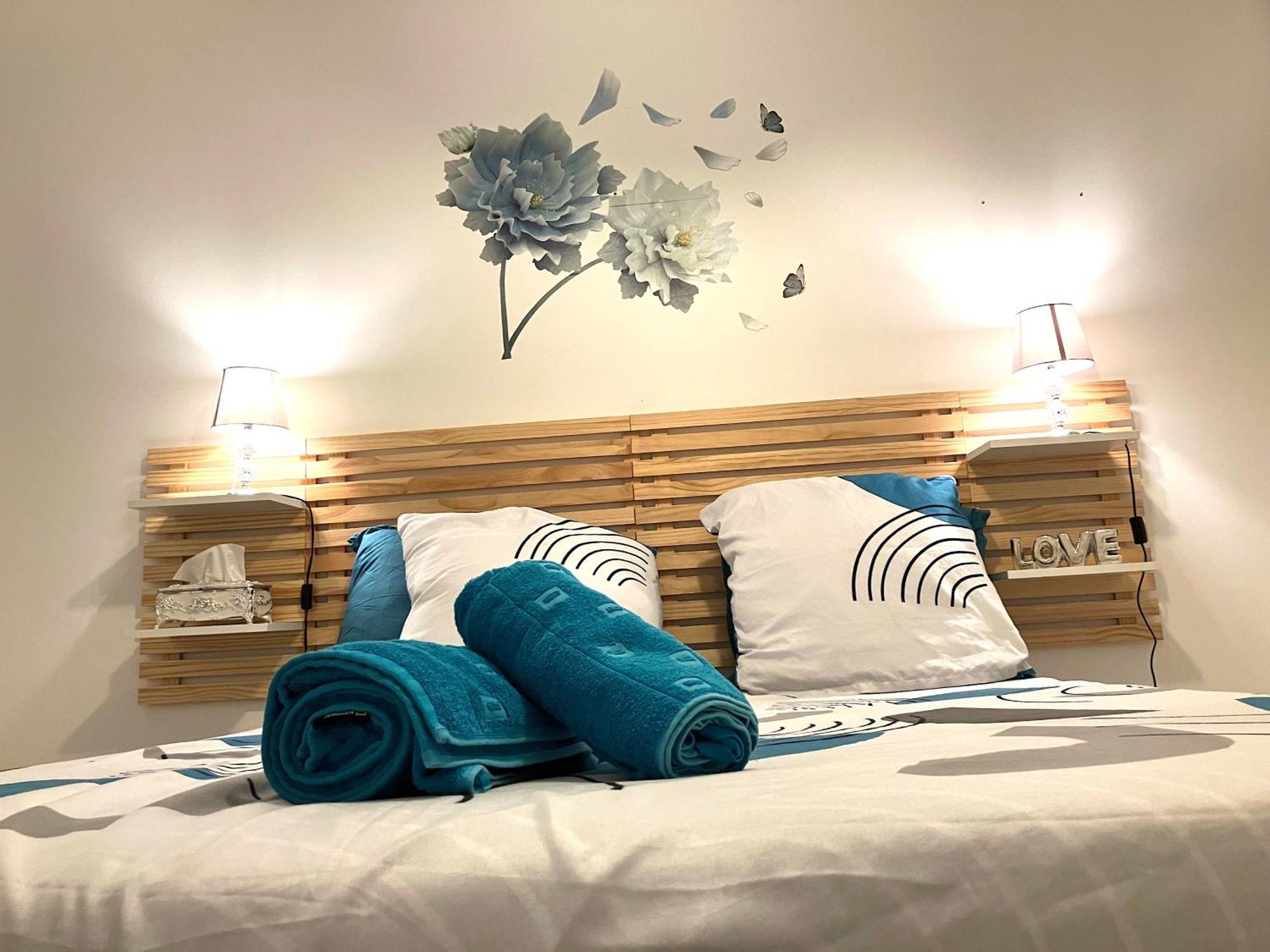 Snowqueen Hotel Apartment Paris-Disney Chelles  Exterior foto